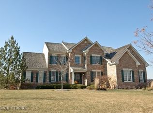 27670 Bridgewater Ct, Lake Barrington, IL 60010