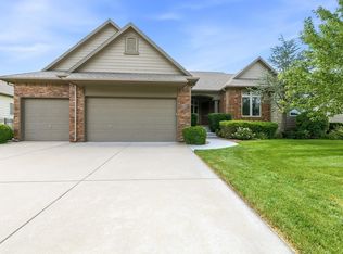 2224 N Rough Creek Rd, Derby, KS 67037