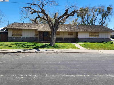 3216 University Dr, Modesto, CA, 95350