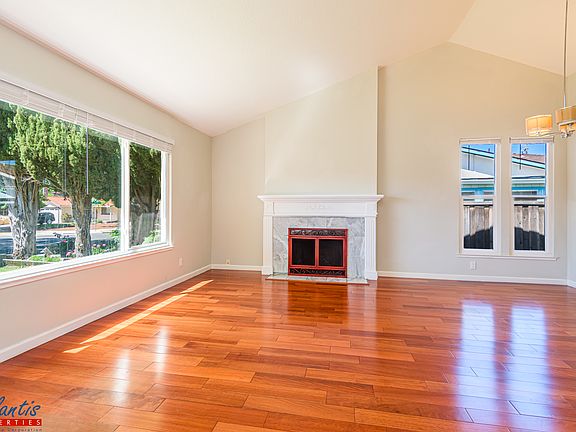 3rd image of 1890 Camargo Dr