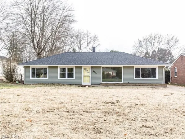 2038 Bigelow St, Akron, OH 44314