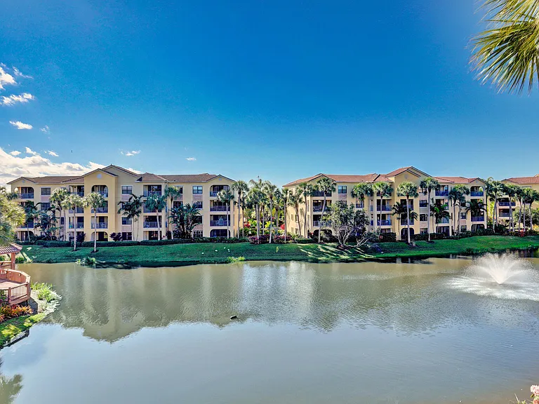 800 Uno Lago Dr #305 — Photo 42