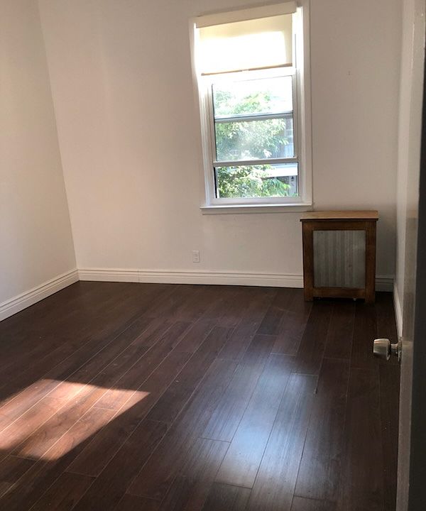 1st image of 539 E 5th St #1