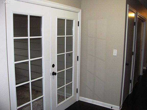 3rd image of 3416 NE 60th St