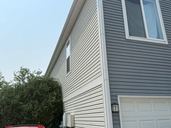 1690 Simms St, Aurora, IL 60505