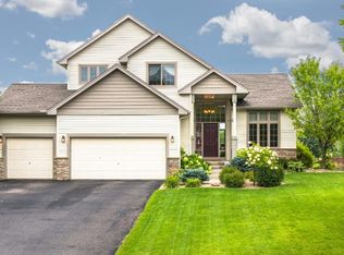 750 Kayla Ln, Hanover, MN 55341