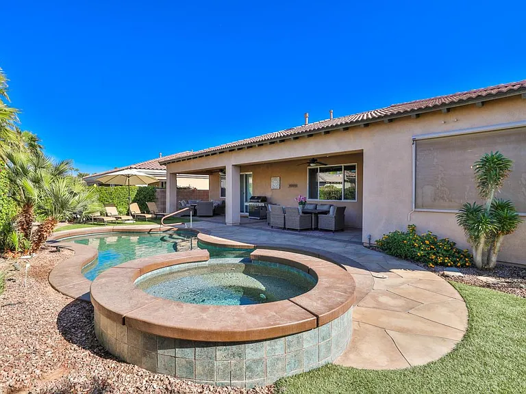 48219 Newport Bridge Pl — Photo 8