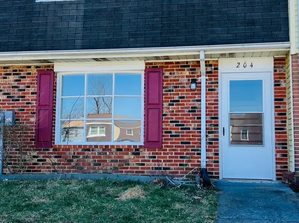 204 Ash Hollow Dr, Winchester, VA 22602