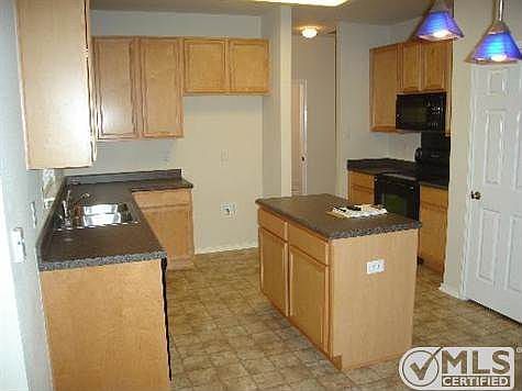 4th image of 17118 Ashbury Ldg