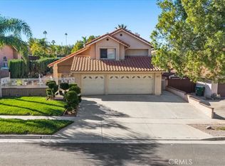 2208 Coachman Cir, Corona, CA 92881
