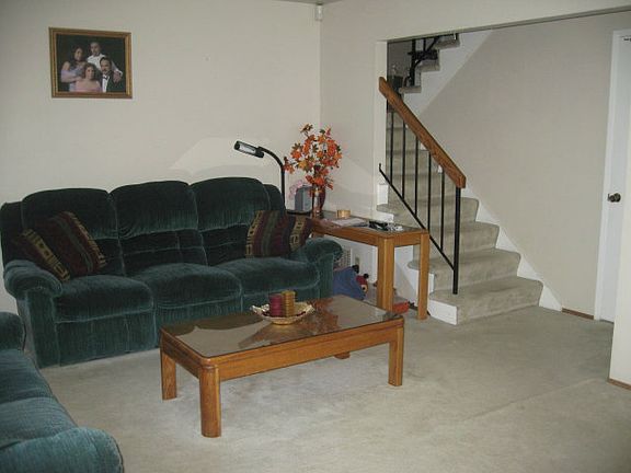 3rd image of 3351 Quesada Dr
