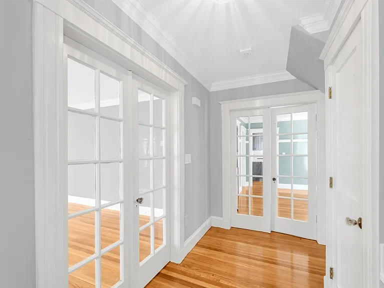 67 Robert St #1 — Photo 2