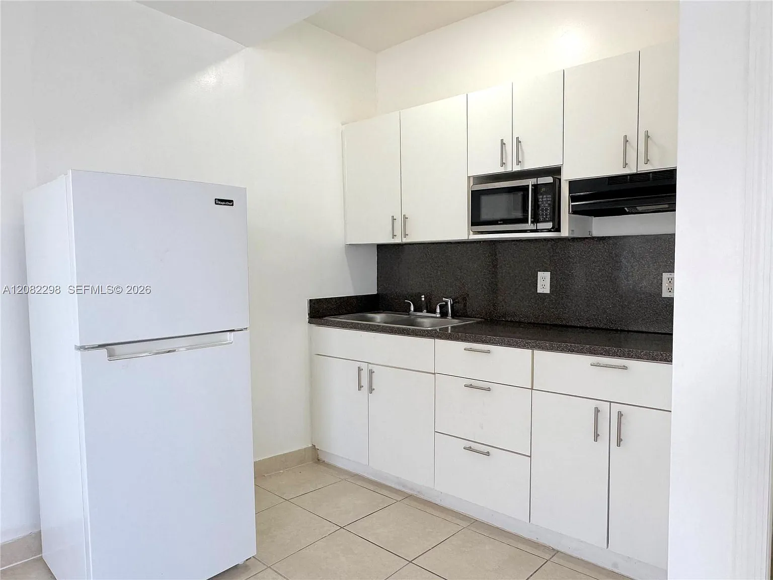 Westlawn - Corr Pl — Photo 3