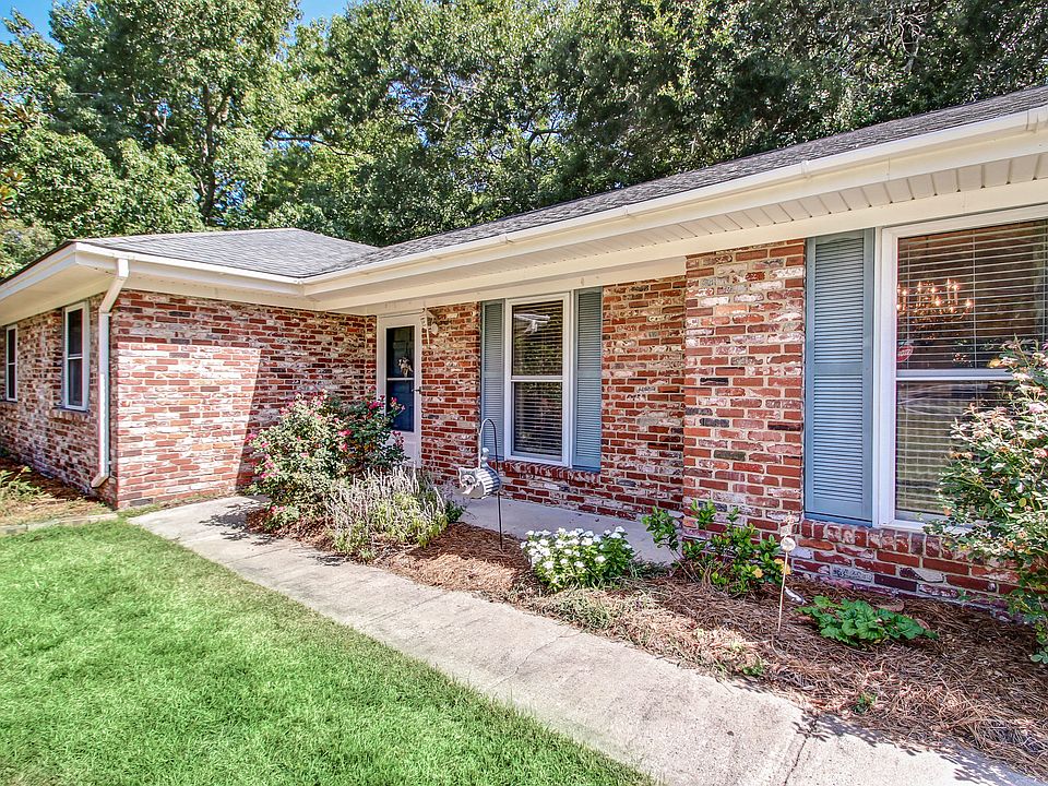 302 Quarterman Dr, Savannah, GA 31410 Zillow