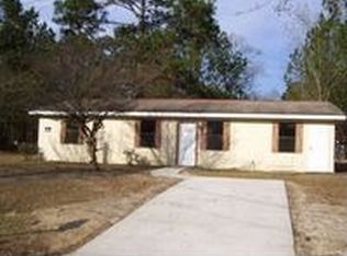 112 Westgate Dr, Waycross, GA 31503