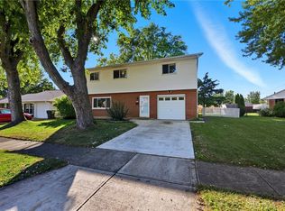 145 Redbud Dr, Springboro, OH 45066