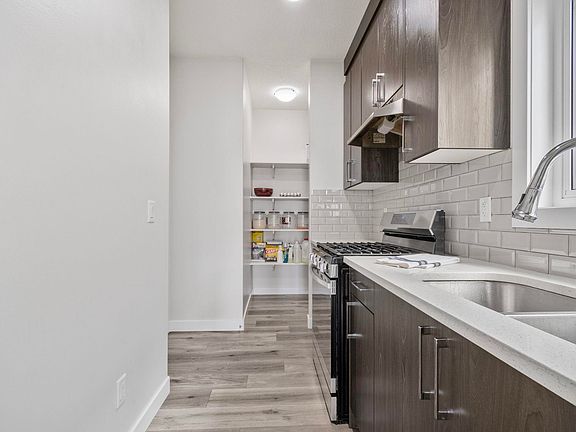 5th image of 334 Aston Close
