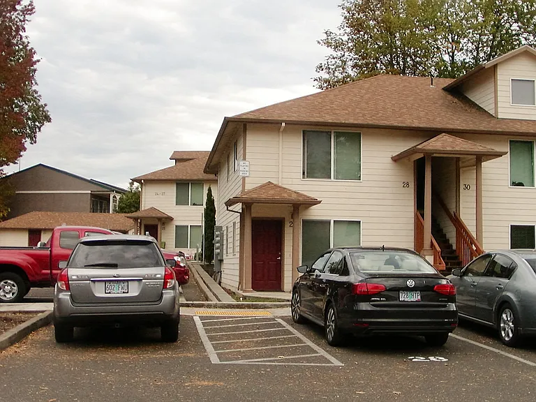 10825 SW Butner Rd #13 — Photo 6