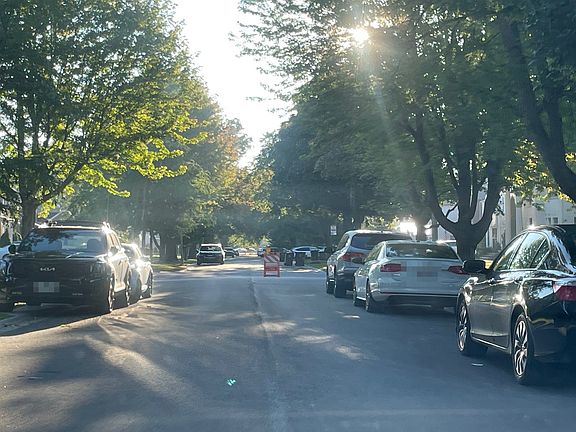5th image of 5028 W Coyle Ave