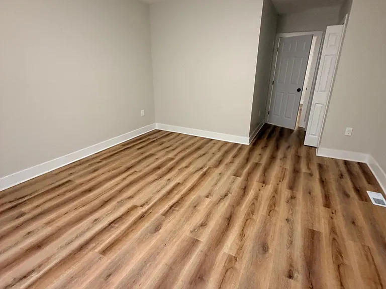 420 E 28th St #1 — Photo 11