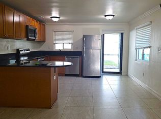 682 108th Ave N, Naples, FL 34108