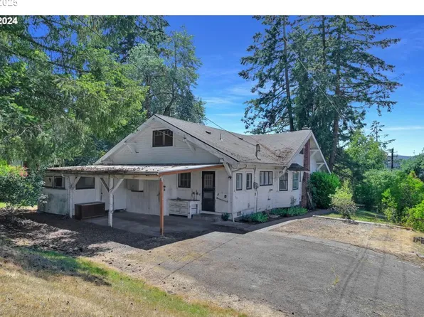 1505 E Taylor Ave, Cottage Grove, OR 97424