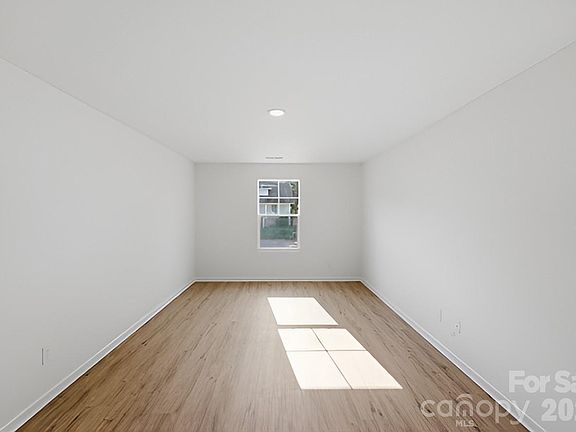 3rd image of 1120 7th St