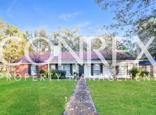 101 Bellegrove Ln, Brandon, MS 39047