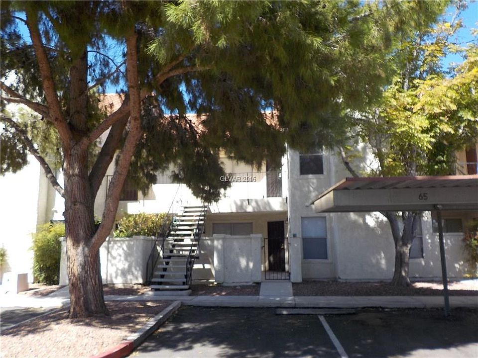 1st image of 3926 Bushnell Dr Unit 70