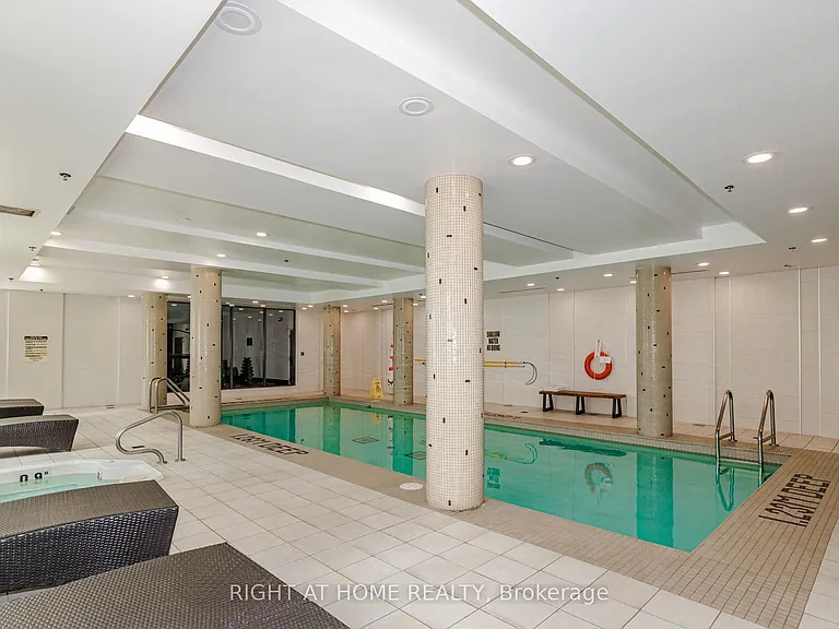 88 Broadway Ave E #1605 — Photo 37