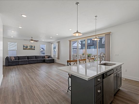 5th image of 788 N 7th St E #103