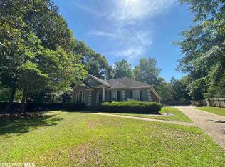 816 Artillery Range Rd, Daphne, AL 36527