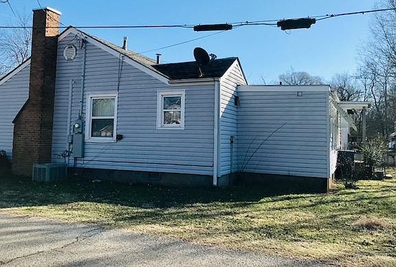 2nd image of 604 S Maxwell St