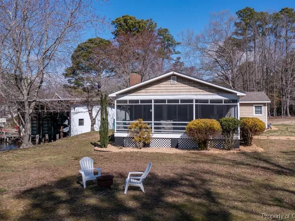 856 Around The Fence Rd, Cobbs Creek, VA 23035