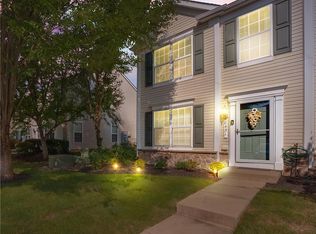 8451 Cromwell Ct, Breinigsville, PA 18031