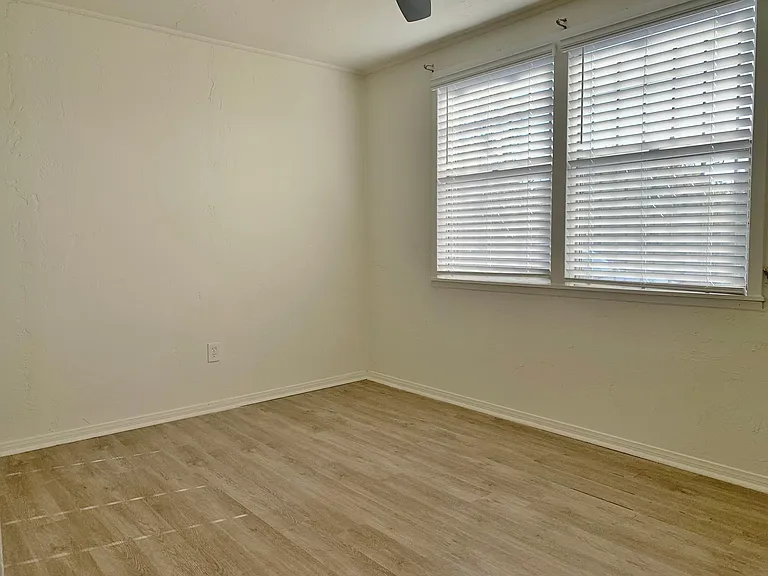 Bedroom (1)