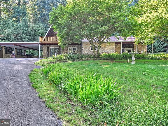 3rd image of 200 Ridge Rd