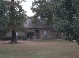 32 County Road 35940, Powderly, TX 75473