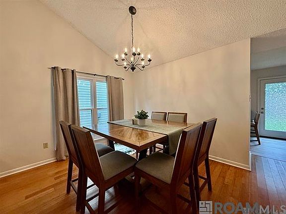 5th image of 419 Bonarbridge Dr