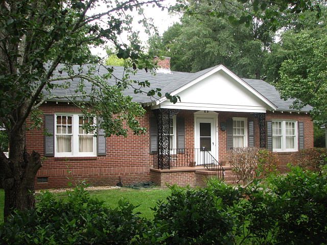 1st image of 614 N Randolph Ave