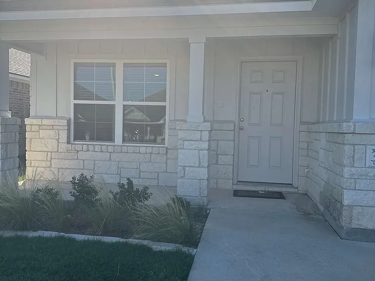 3011 Wasilla Dr — Photo 2
