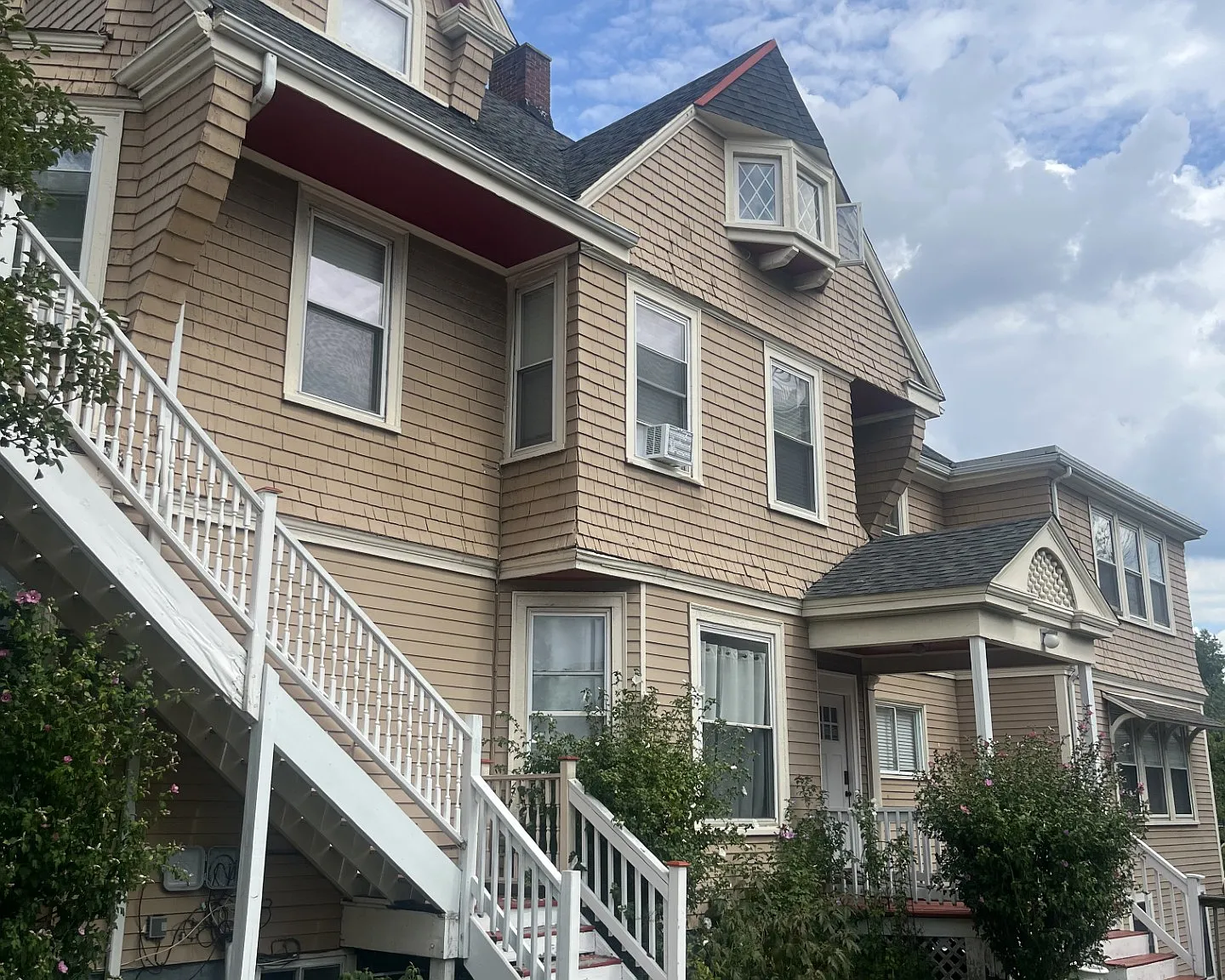 2 bed, 810 sqft, $2,500 — Photo 2