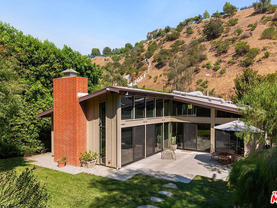 1st image of 1819 Franklin Canyon Dr