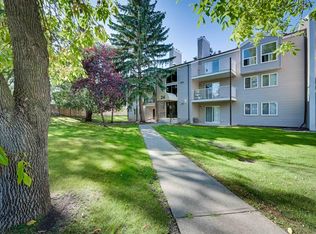 24 Alpine Pl #203, Saint Albert, AB T8N3Y2