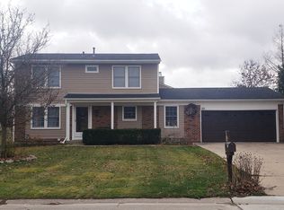 40127 Oak Tree Rd, Novi, MI 48375