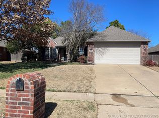 4500 W Freeport Pl, Broken Arrow, OK 74012