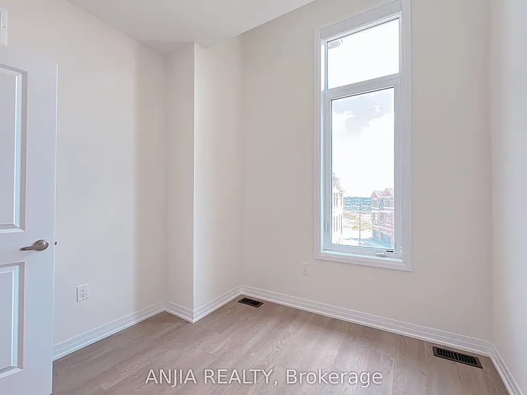 10 Tay Ln — Photo 16
