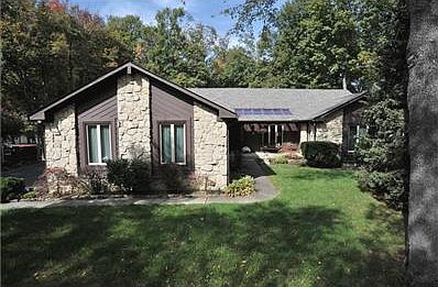 Welcome Home! Lovely 3 Bedroom, 2.5 Bath Home in Schildmeier Woods!!