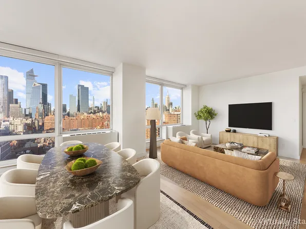 450 West 17th Street 2408 image 2 of 18