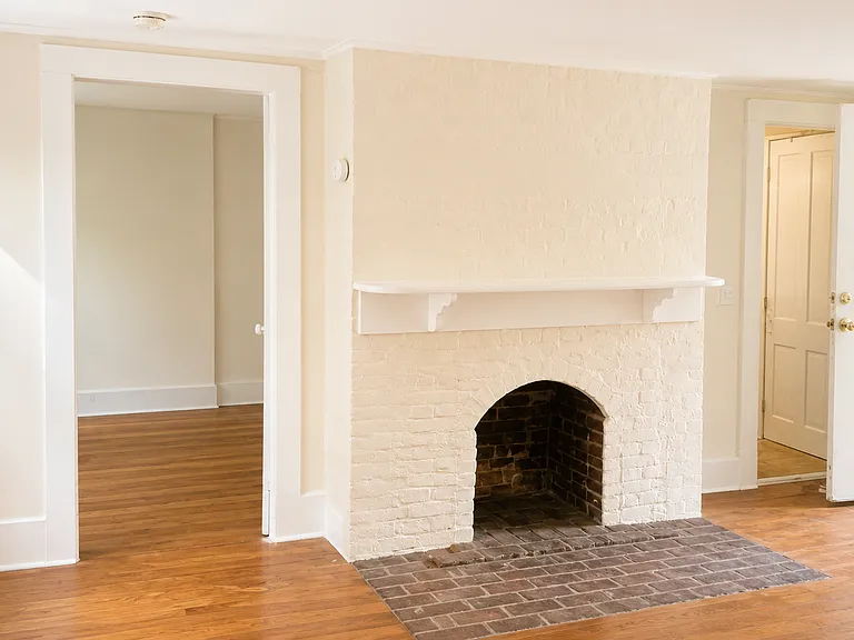 81 Bridge St #3 — Photo 1